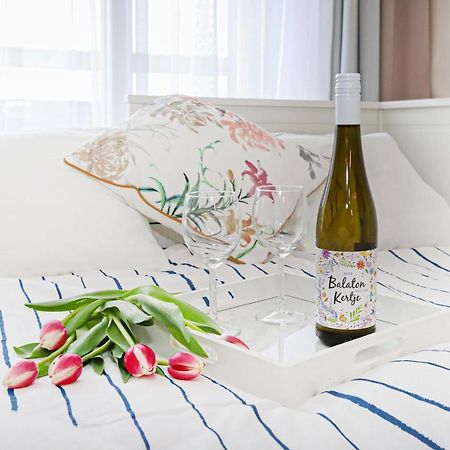 Silver Lodge Ezuestpart Apartman Siófok Zewnętrze zdjęcie