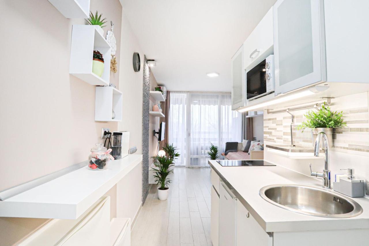 Silver Lodge Ezuestpart Apartman Siófok Zewnętrze zdjęcie